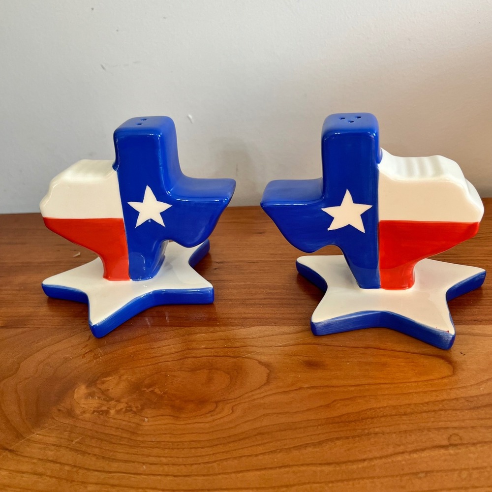 Clay Art Texas State Lone Star Flag Ceramic Salt and Pepper Shakers Set Blue Red